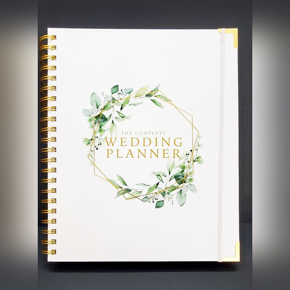 The Complete Wedding Planner And Organizer by Your Perfect Day 11.5" x 10"